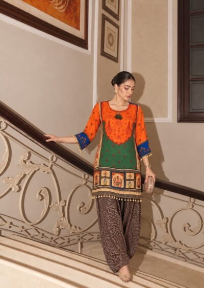 SCF0184-01 Pure Crepe Printed Farshi Salwar Set