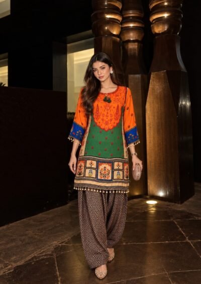 SCF0184-02 Pure Crepe Printed Farshi Salwar Set