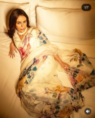 Digital Print Georgette Saree with Scalloped Handwork Border