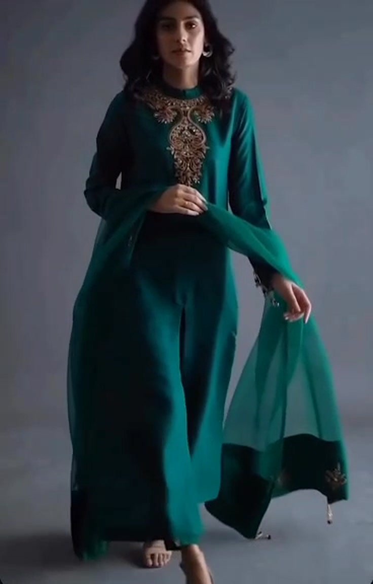 Viscose Crepe Hand-Embroidered Indo-Western Set